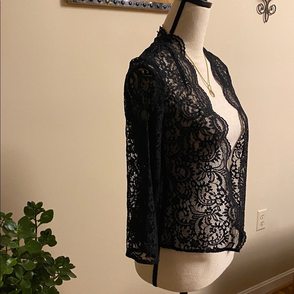 Calvin Klein Black Lace Detail, size small, mint condition - Picture 1 of 2